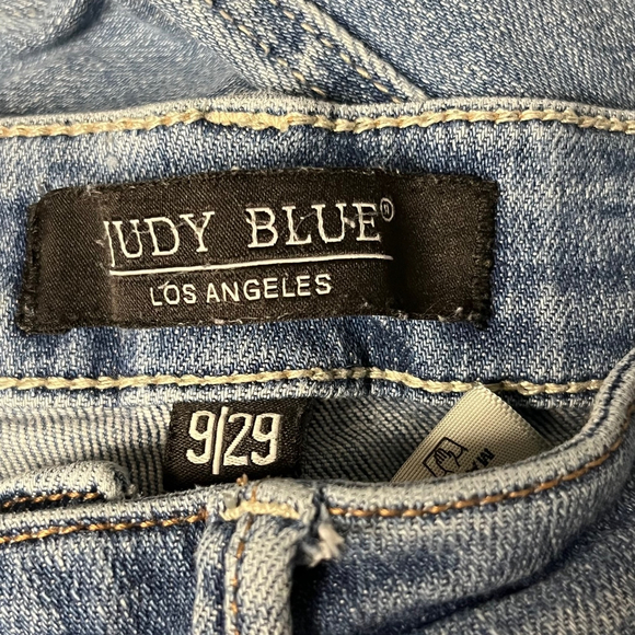 Judy Blue High Rise Tummy Control Knee Destroy Straight Jean Size 9/29 - Picture 7 of 8